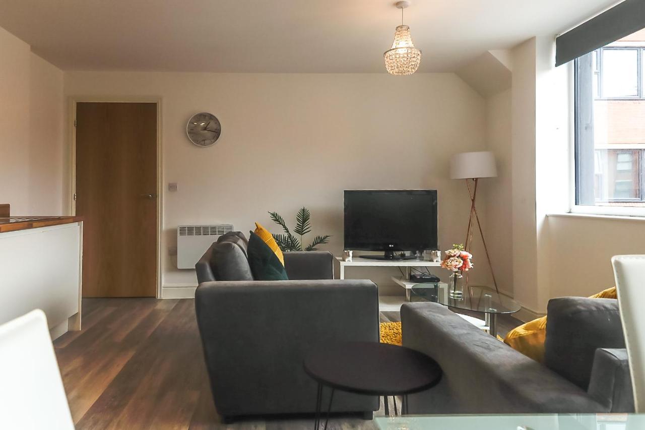 Comfort Apartments - Ideal For Contractors ダービー エクステリア 写真